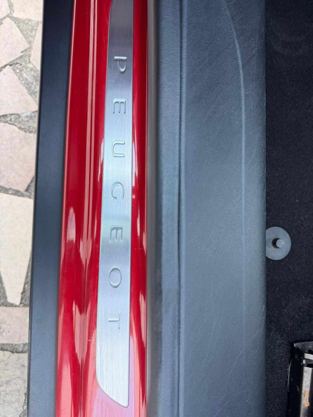 peugeot-2008-2019-gasolina-1199cc