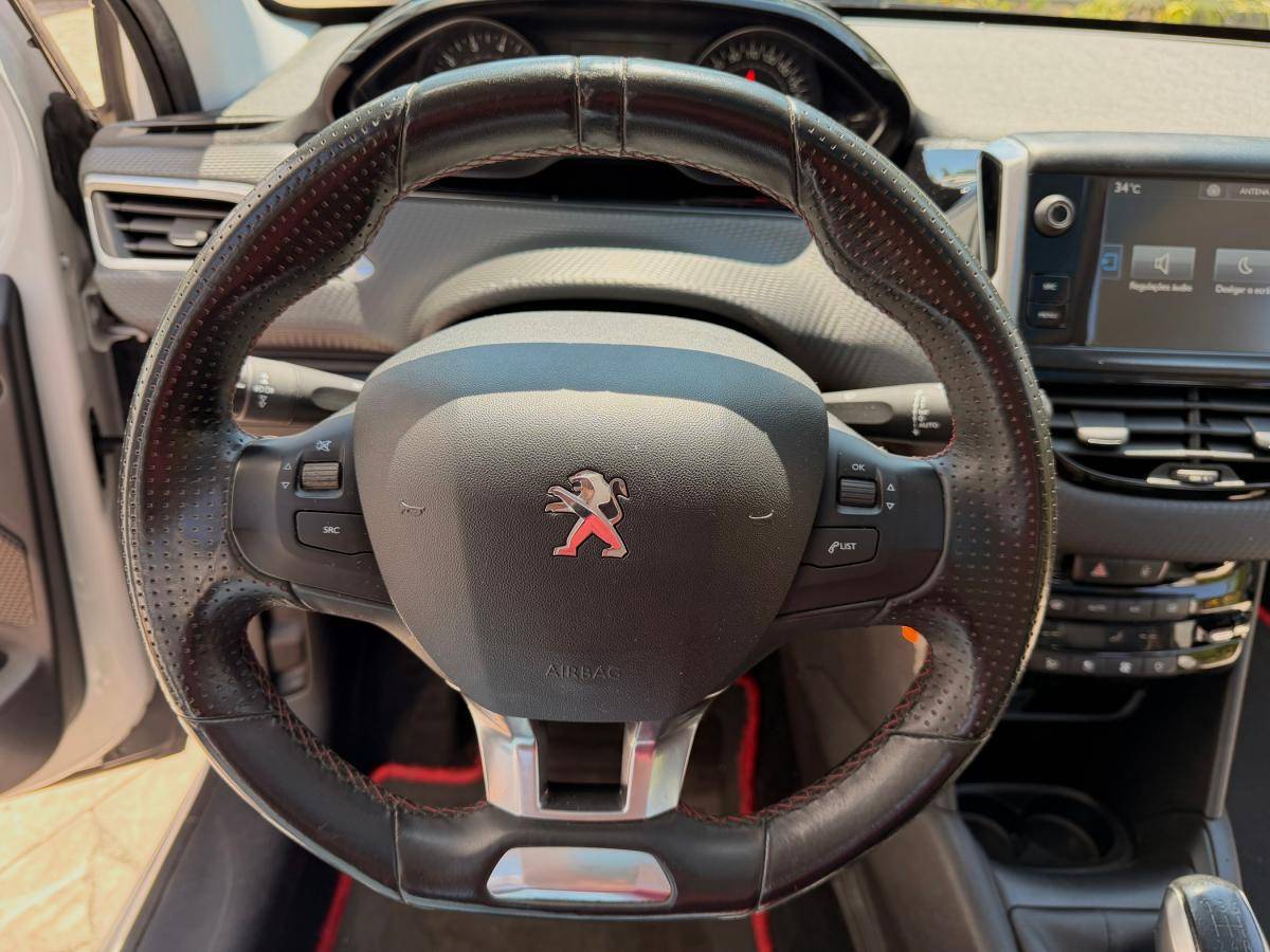 peugeot-208-2017-gasolina-1199cc