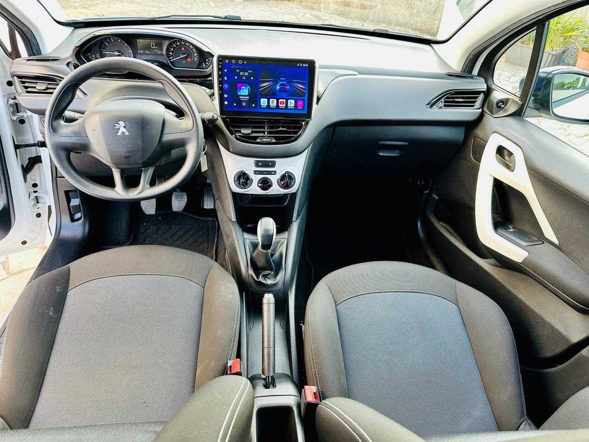 peugeot-208-2017-gasolina-999cc
