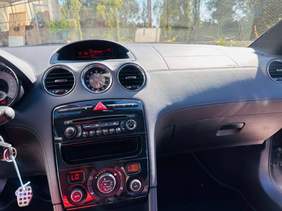 peugeot-rcz-2011-gasolina-1598cc