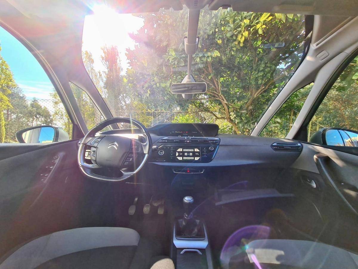 citroen-c4-grand-picasso-2015-diesel-1560cc