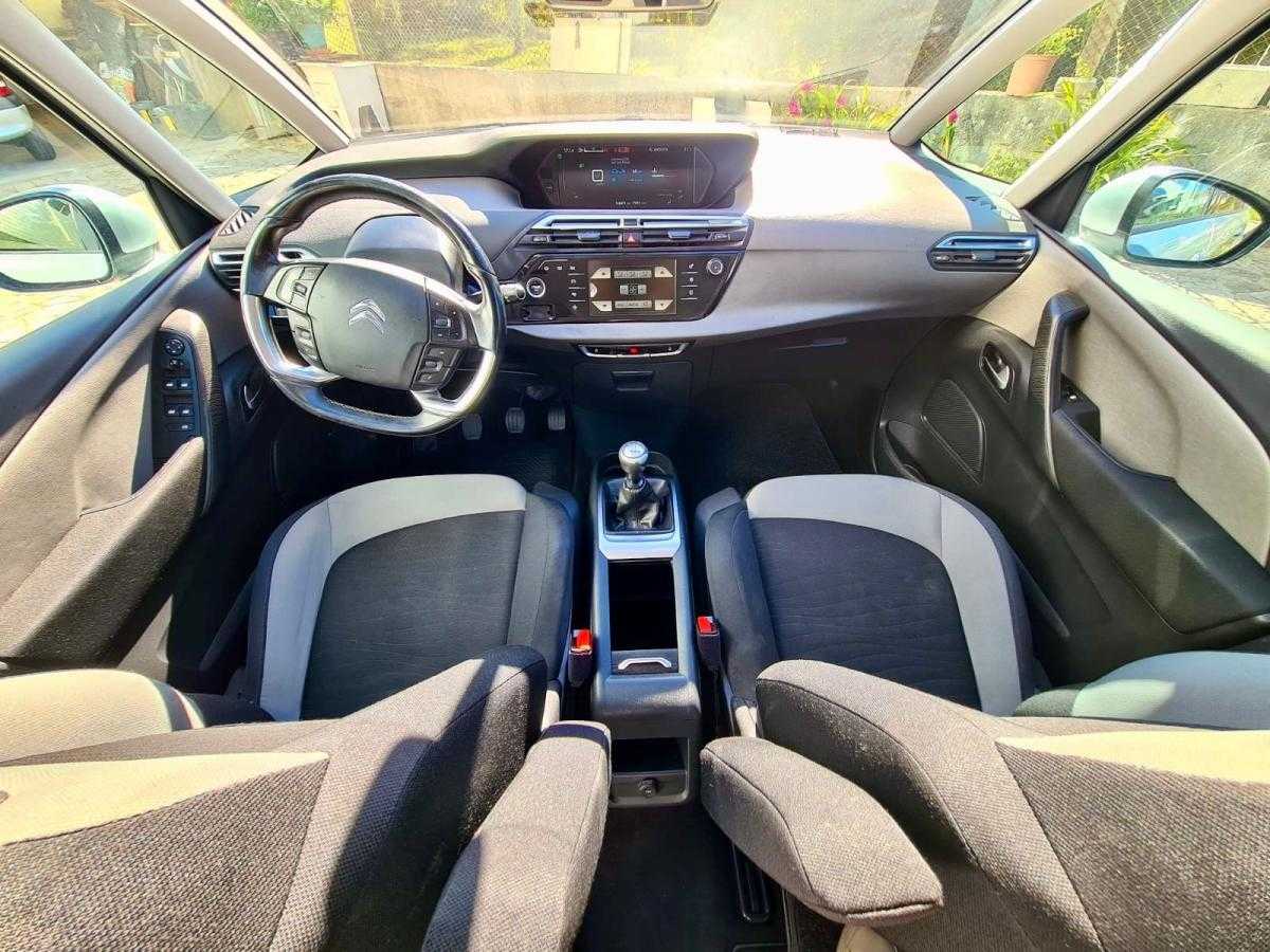 citroen-c4-grand-picasso-2015-diesel-1560cc
