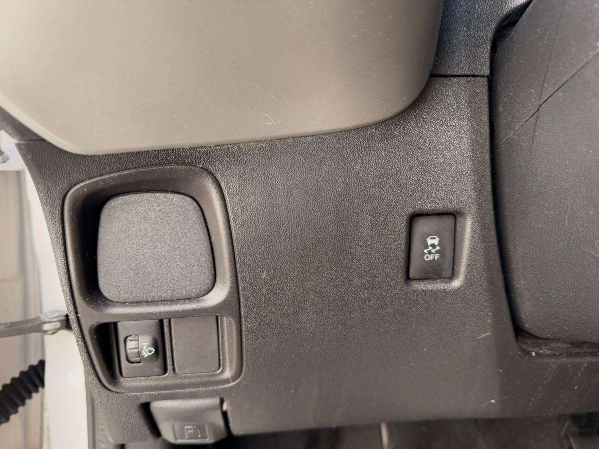 peugeot-108-2014-gasolina-1199cc