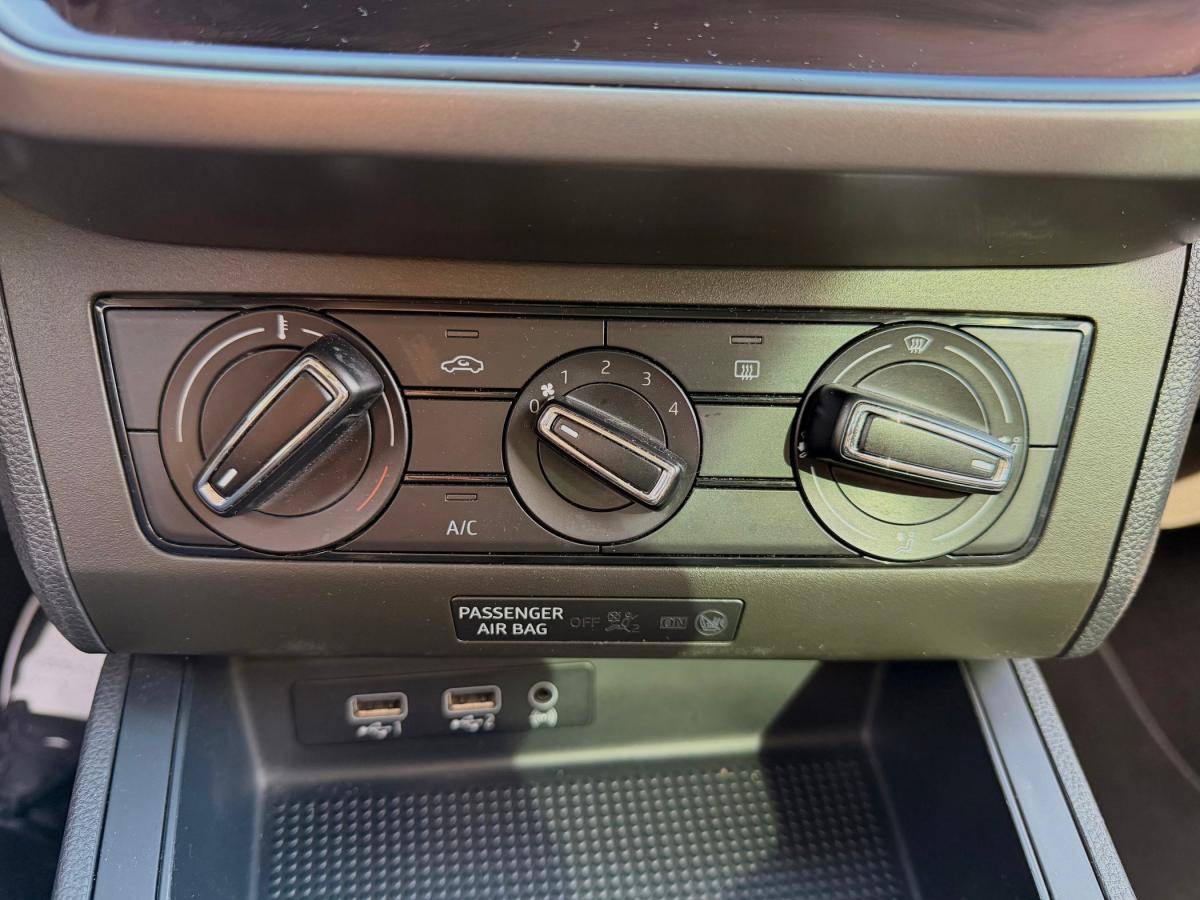 seat-ibiza-2018-gasolina-999cc