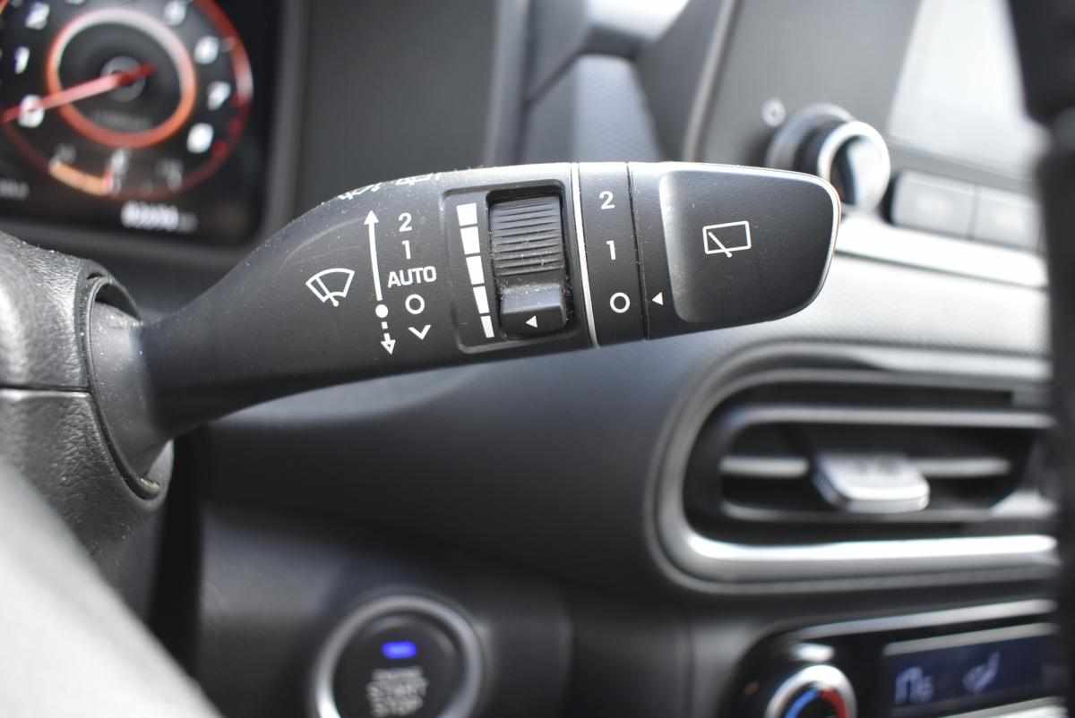 hyundai-kauai-1-0-120cv-2021-gasolina-998cc