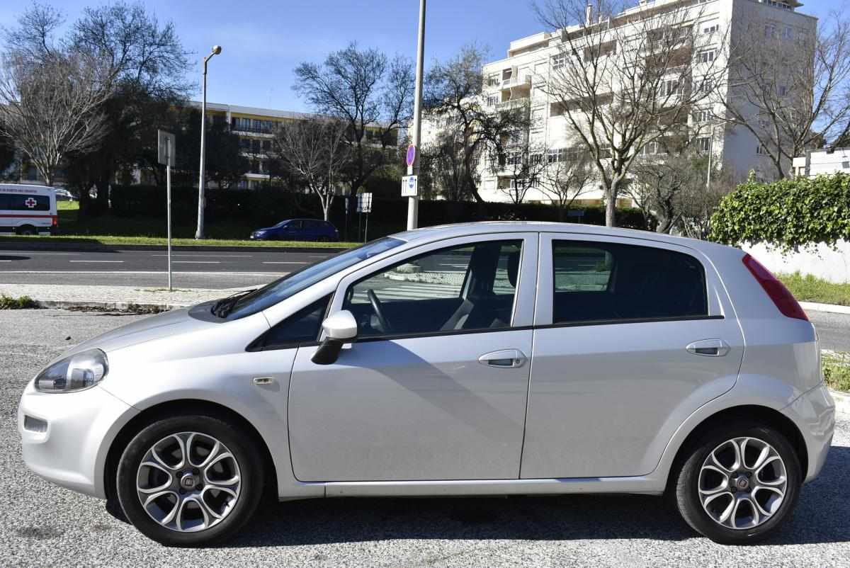 fiat-punto-1-2-95cv-2017-diesel-1248cc