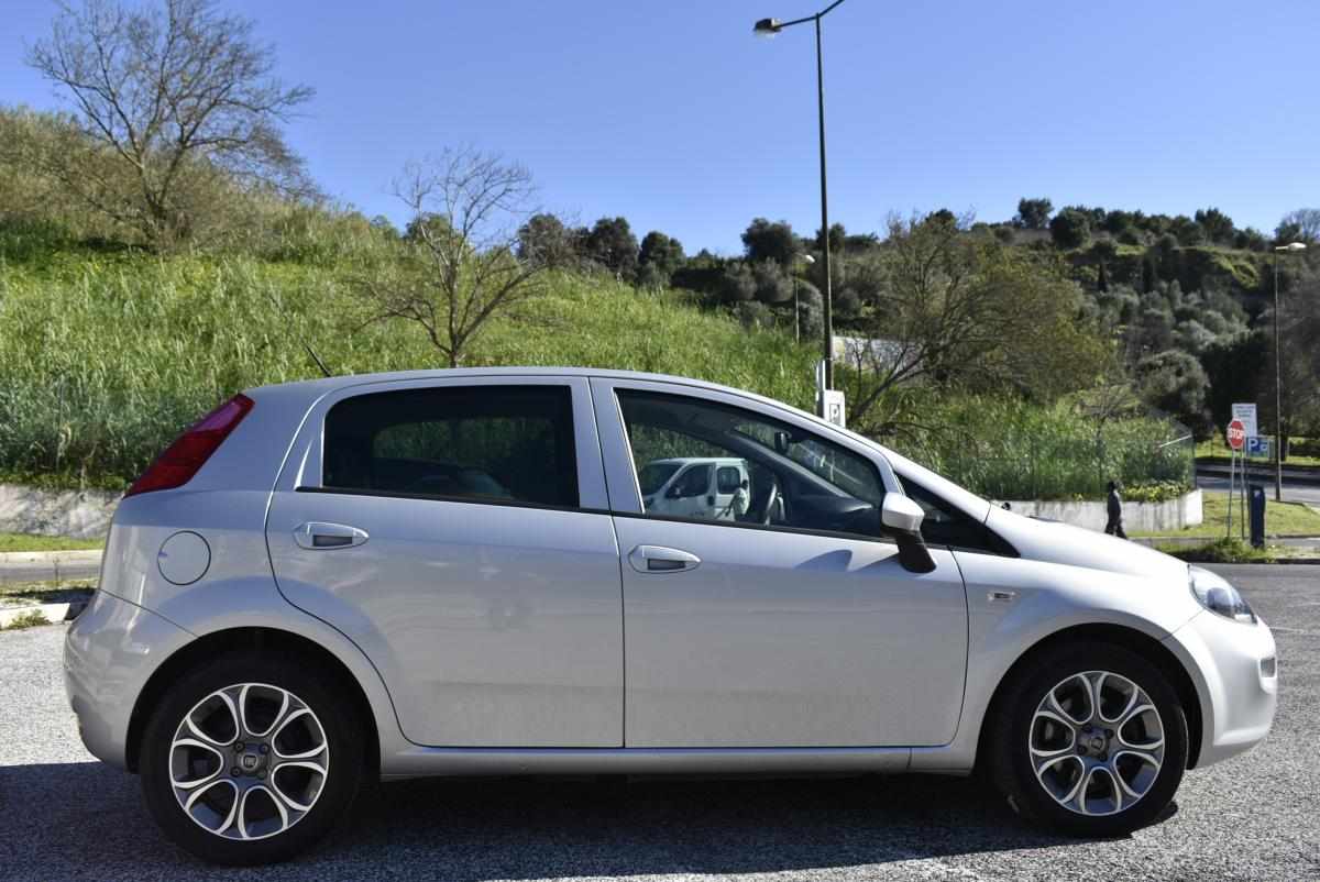 fiat-punto-1-2-95cv-2017-diesel-1248cc