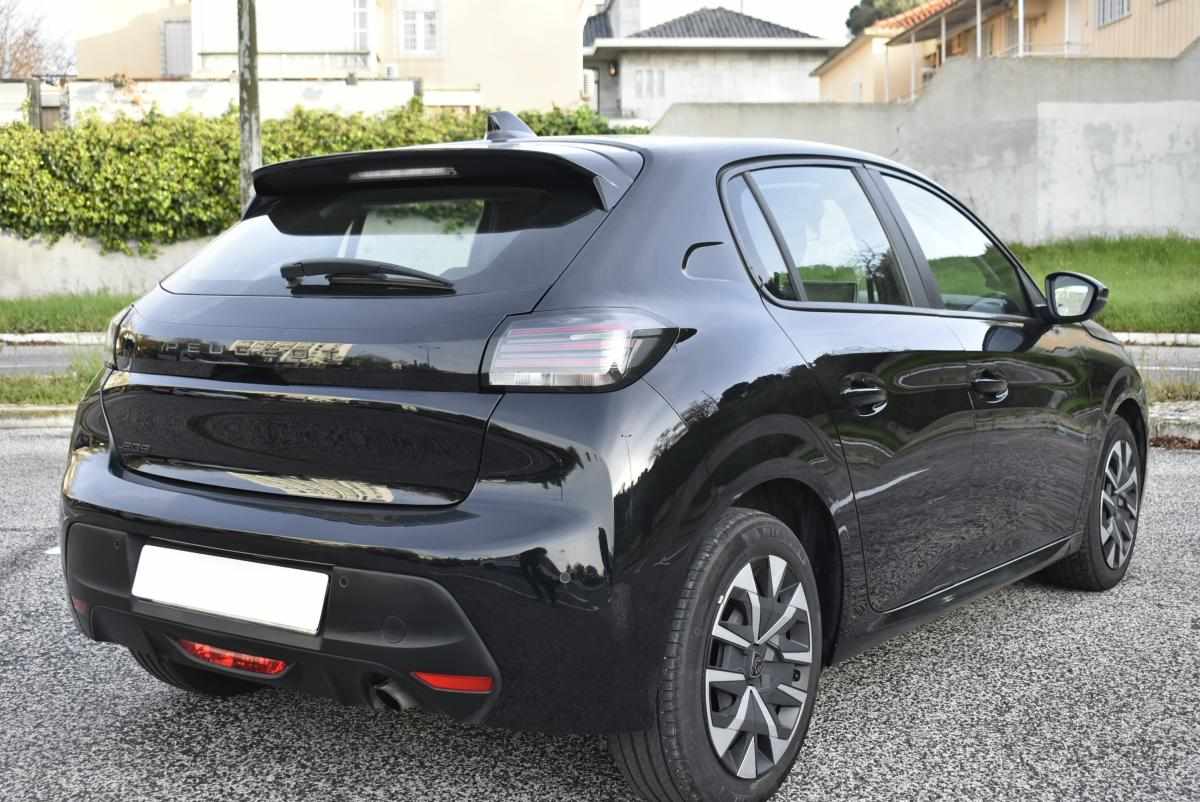 peugeot-208-1-2-puretech-2024-gasolina-1199cc