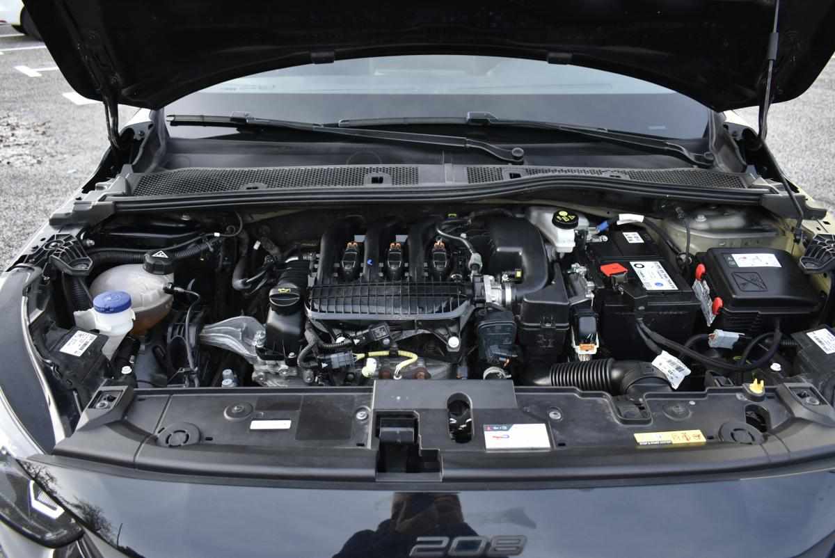 peugeot-208-1-2-puretech-2024-gasolina-1199cc