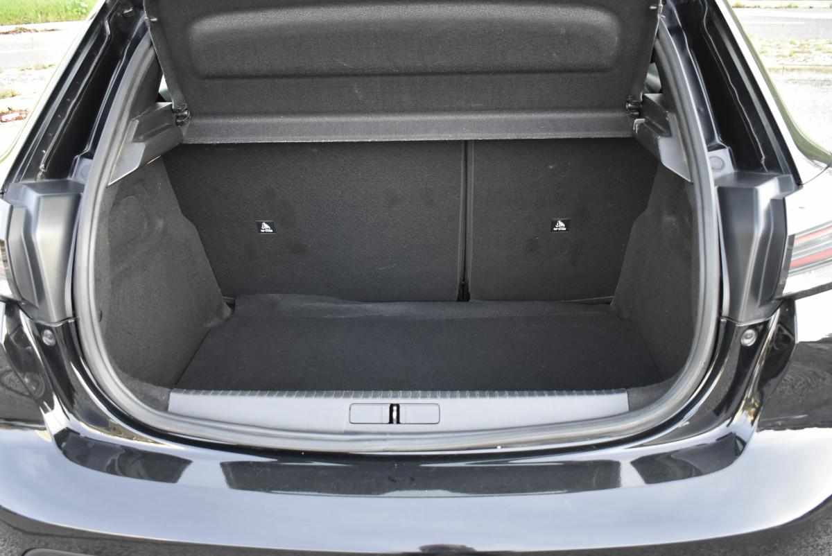 peugeot-208-1-2-puretech-2024-gasolina-1199cc