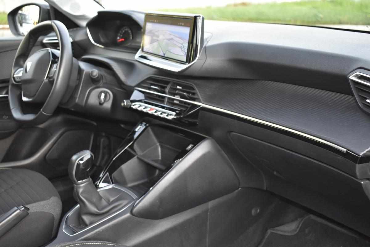 peugeot-208-1-2-puretech-2024-gasolina-1199cc