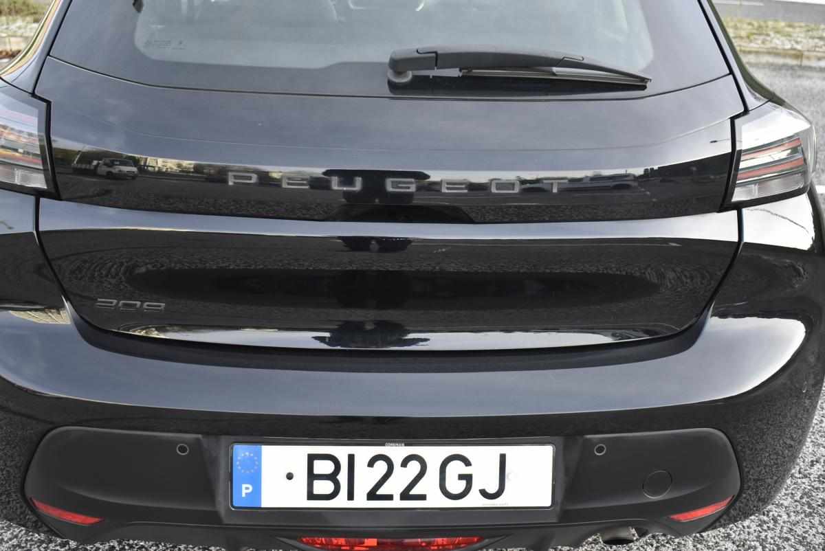 peugeot-208-1-2-puretech-2024-gasolina-1199cc