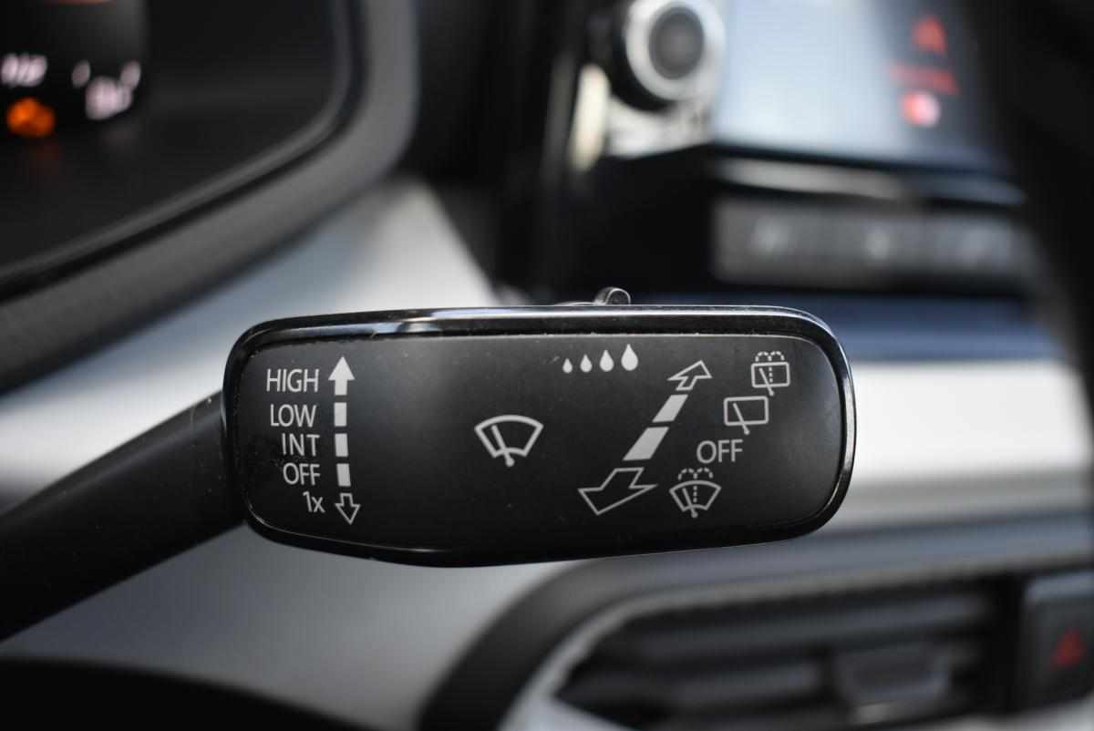 seat-arona-1-0-tsi-2023-gasolina-999cc