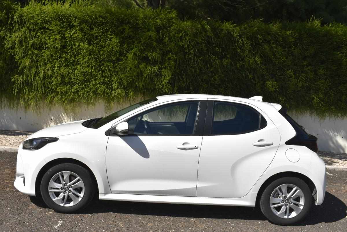 toyota-yaris-1-5-hybrid-2023-gasolina-1490cc
