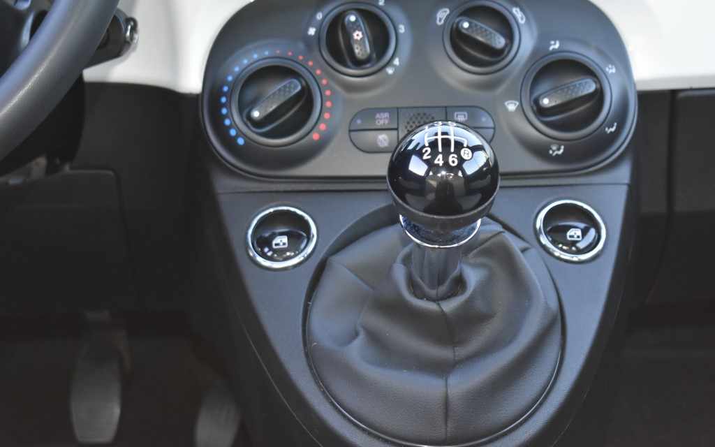 fiat-500-1-0-hybrid-2022-gasolina-999cc