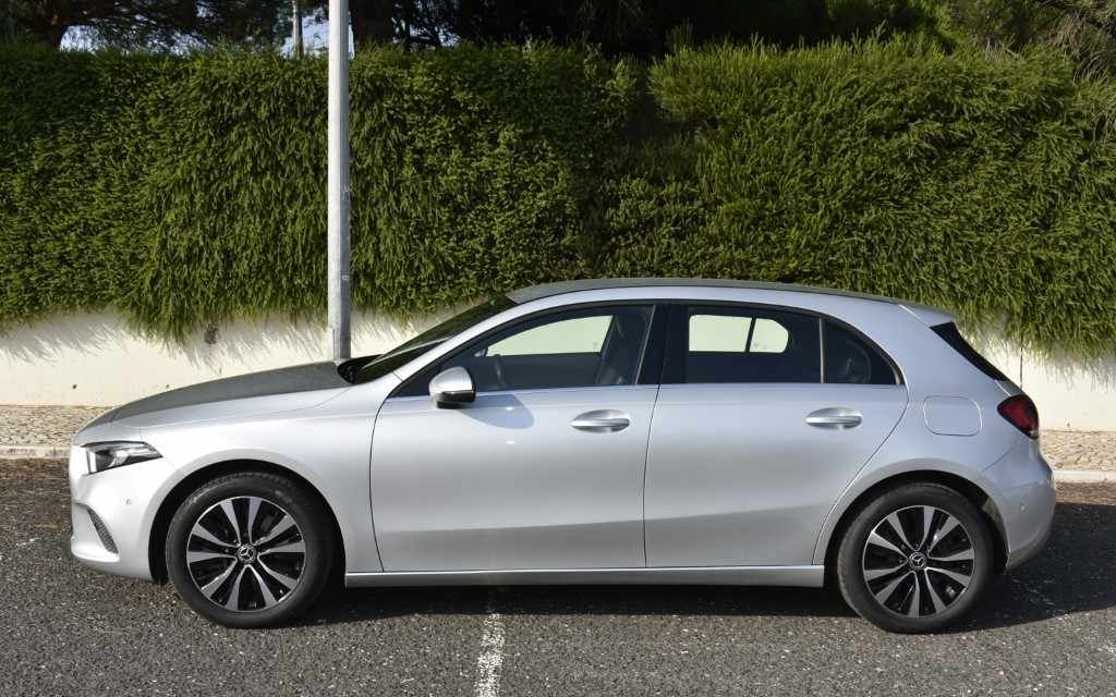 mercedes-benz-classe-a-a-250-e-2022-gasolina-1332cc