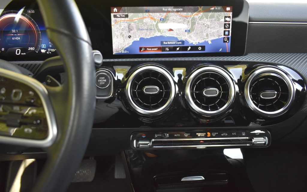 mercedes-benz-classe-a-a-250-e-2022-gasolina-1332cc