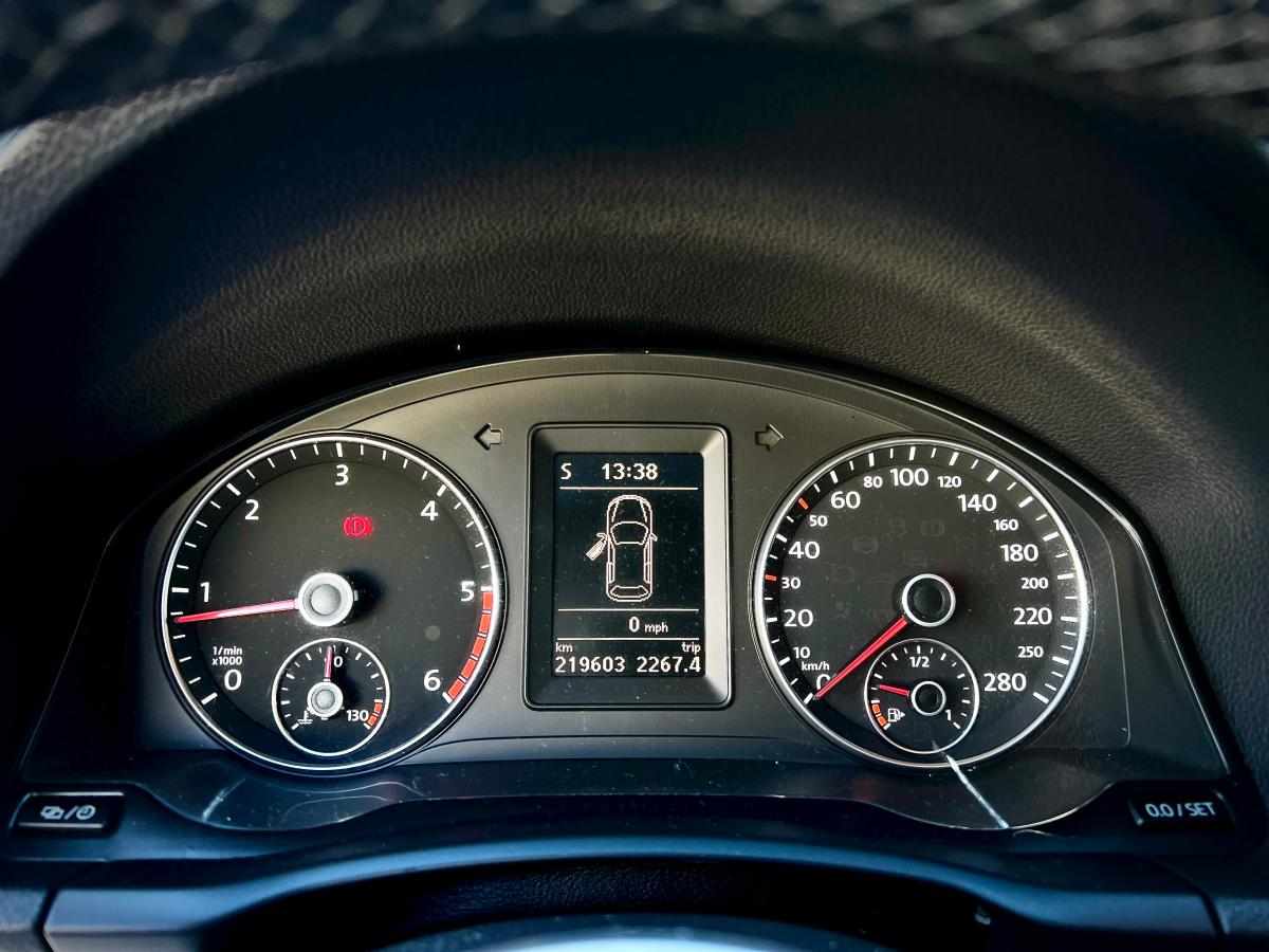 volkswagen-scirocco-2-0-tdi-2012-diesel-1968cc