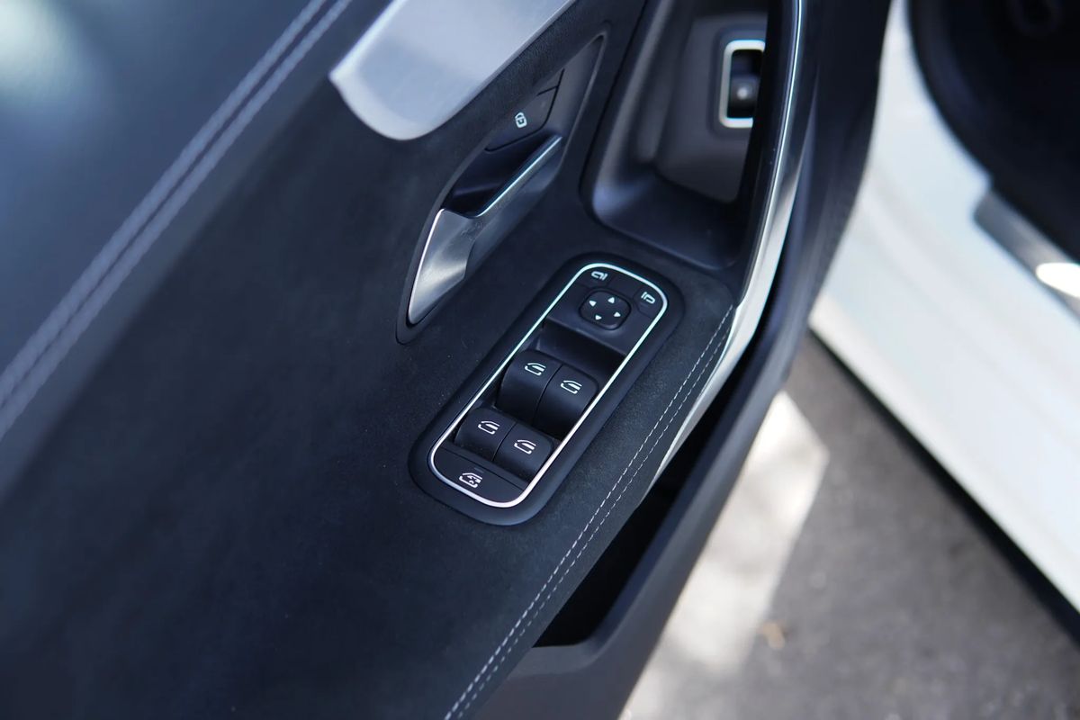 mercedes-benz-classe-a-2021-hibrido-a-gasolina-1332cc