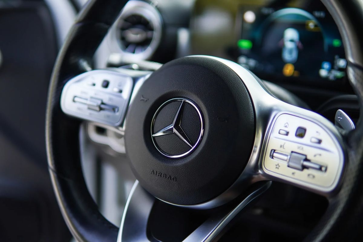 mercedes-benz-classe-a-2021-hibrido-a-gasolina-1332cc