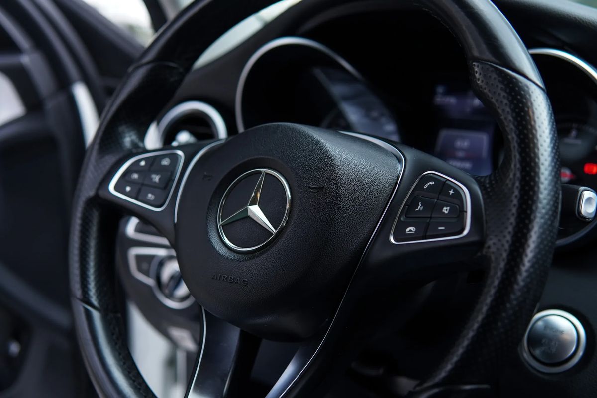 mercedes-benz-classe-c-2015-hibrido-a-diesel-2143cc