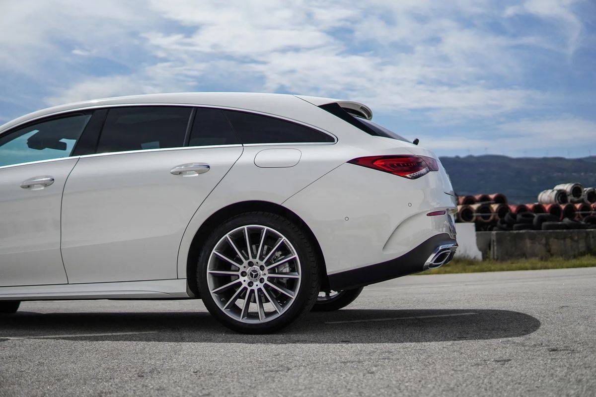 mercedes-benz-cla-2022-hibrido-a-gasolina-1332cc