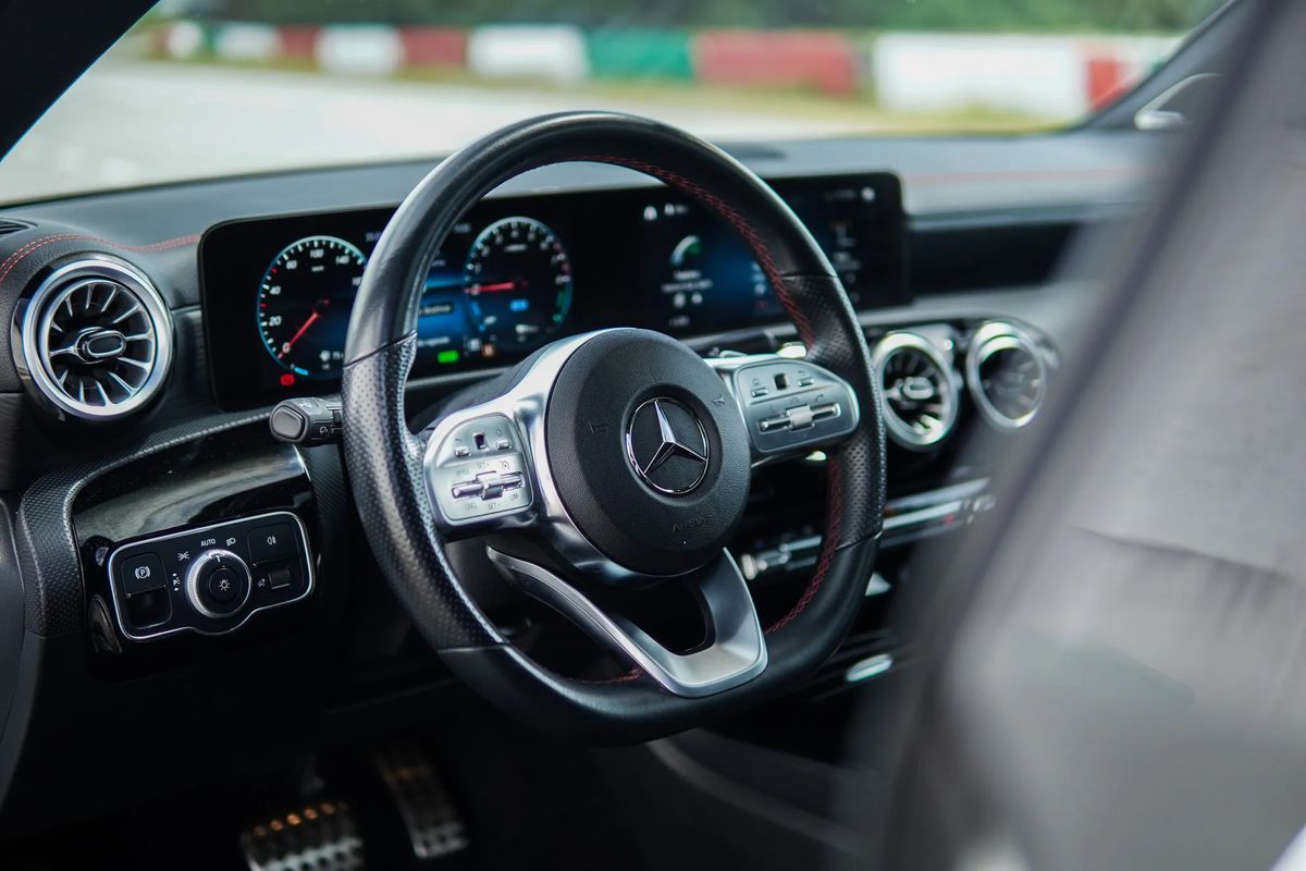 mercedes-benz-cla-2022-hibrido-a-gasolina-1332cc