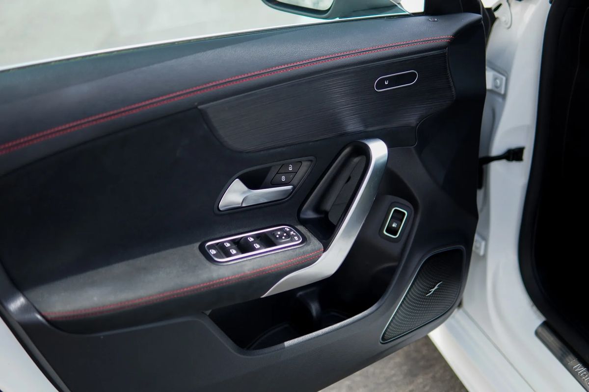 mercedes-benz-cla-2022-hibrido-a-gasolina-1332cc