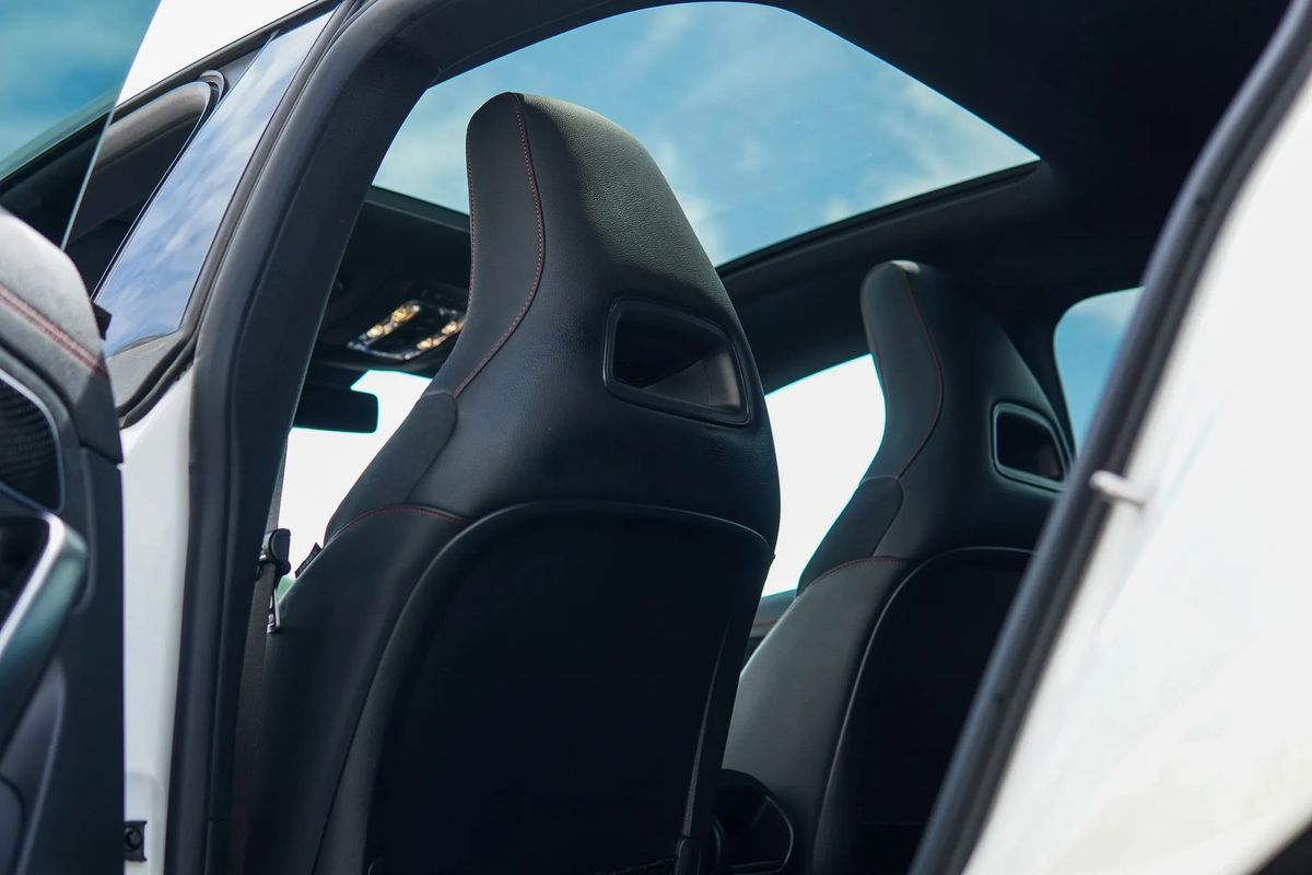 mercedes-benz-cla-2022-hibrido-a-gasolina-1332cc