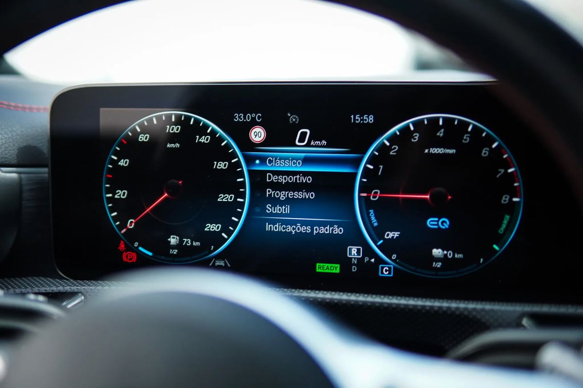 mercedes-benz-cla-2022-hibrido-a-gasolina-1332cc