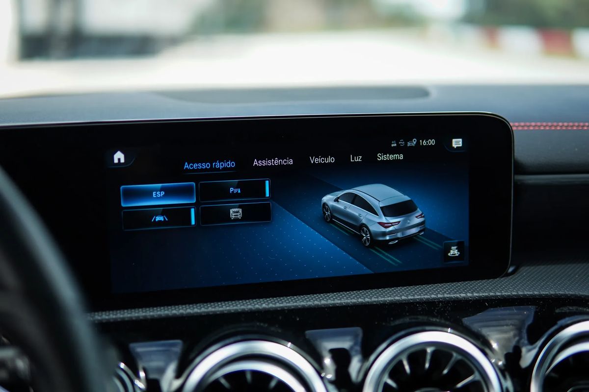 mercedes-benz-cla-2022-hibrido-a-gasolina-1332cc