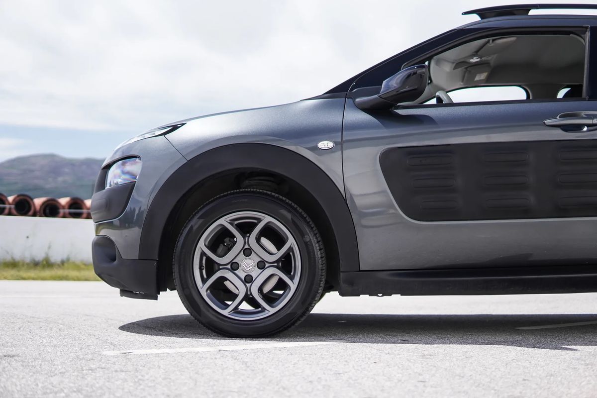 citroen-c4-cactus-2016-diesel-1560cc