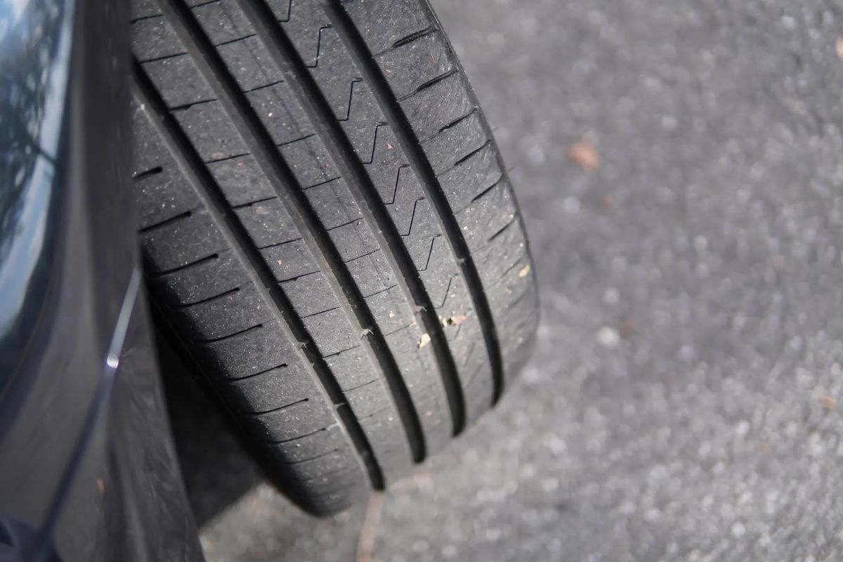 toyota-avensis-sw-2012-diesel-1998cc