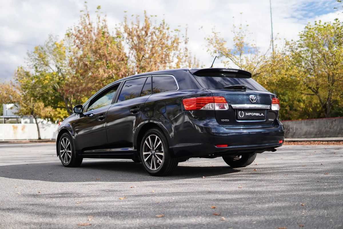 toyota-avensis-sw-2012-diesel-1998cc