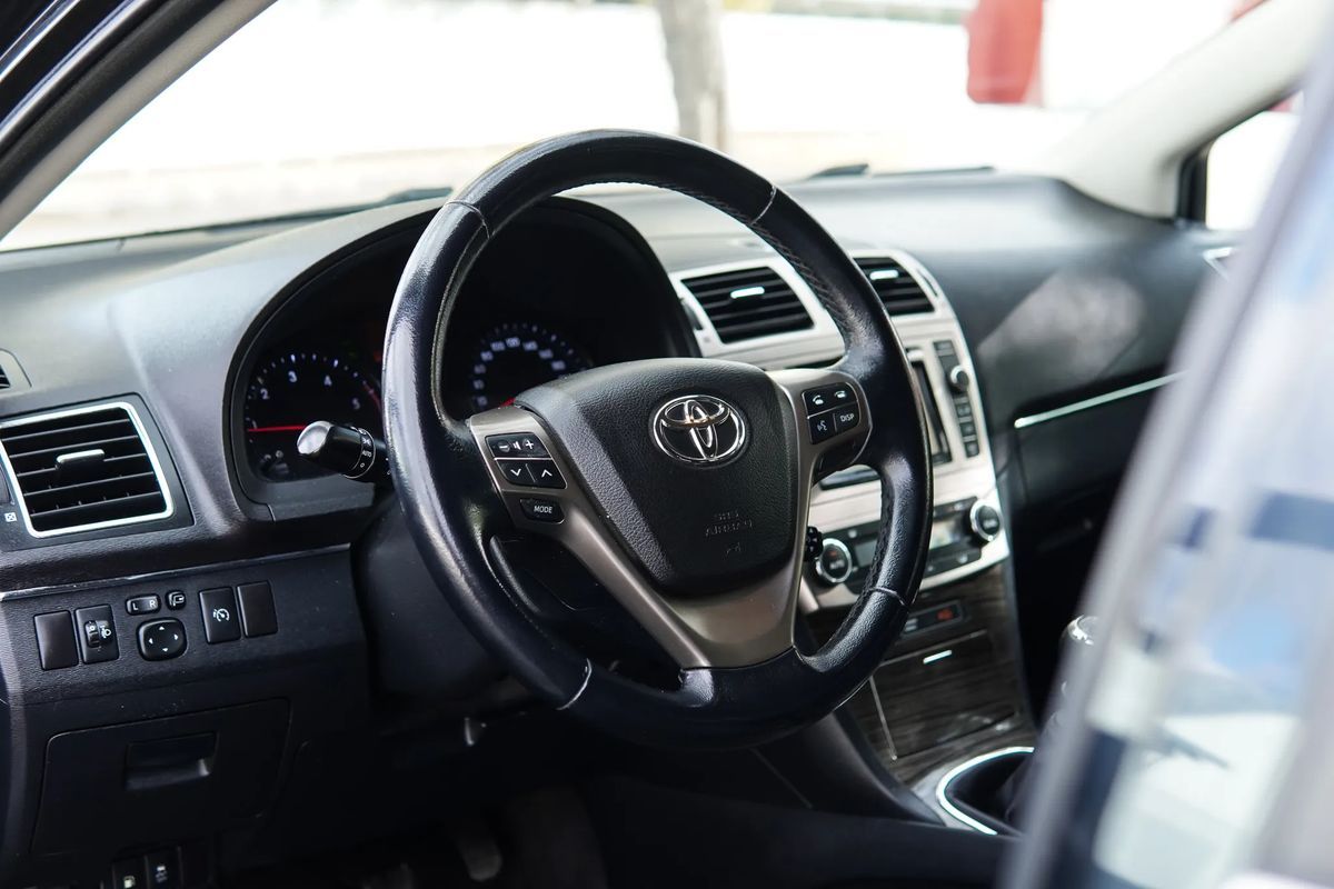 toyota-avensis-sw-2012-diesel-1998cc
