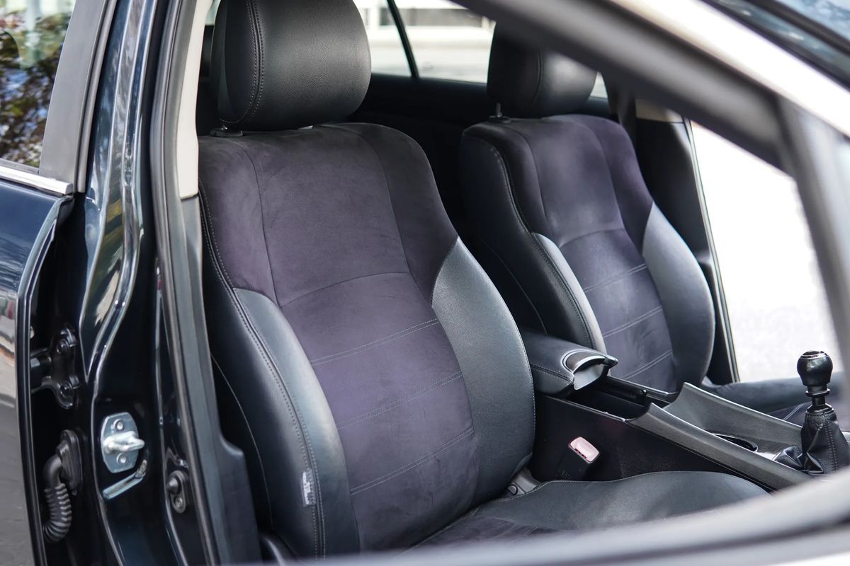 toyota-avensis-sw-2012-diesel-1998cc