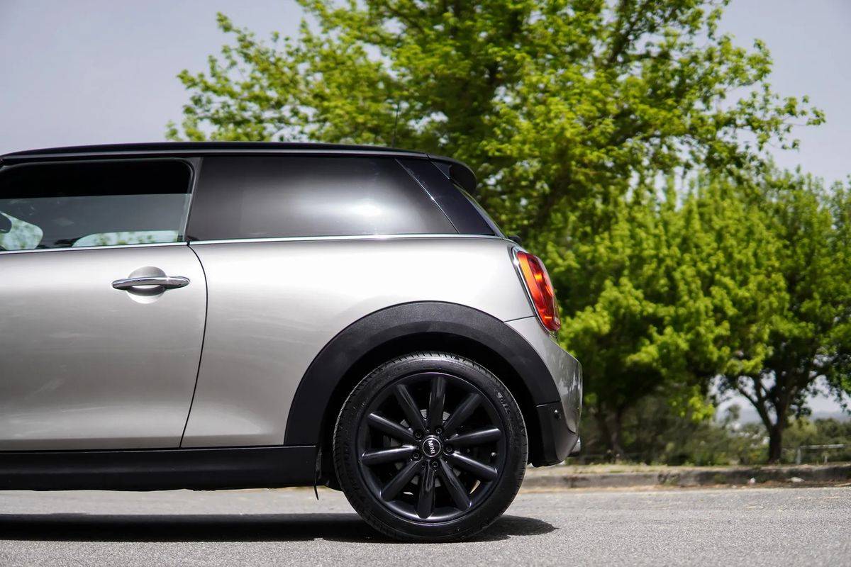 mini-cooper-2018-diesel-1496cc