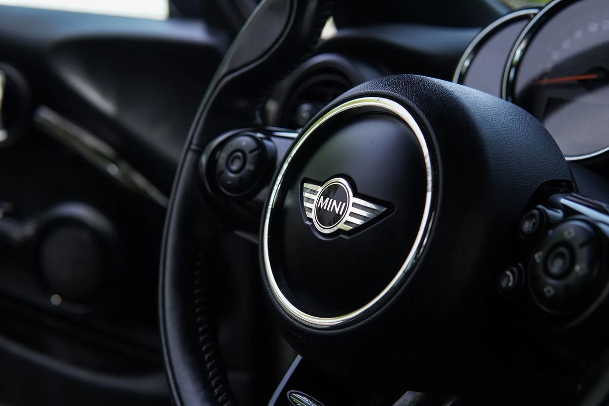 mini-cooper-2018-diesel-1496cc