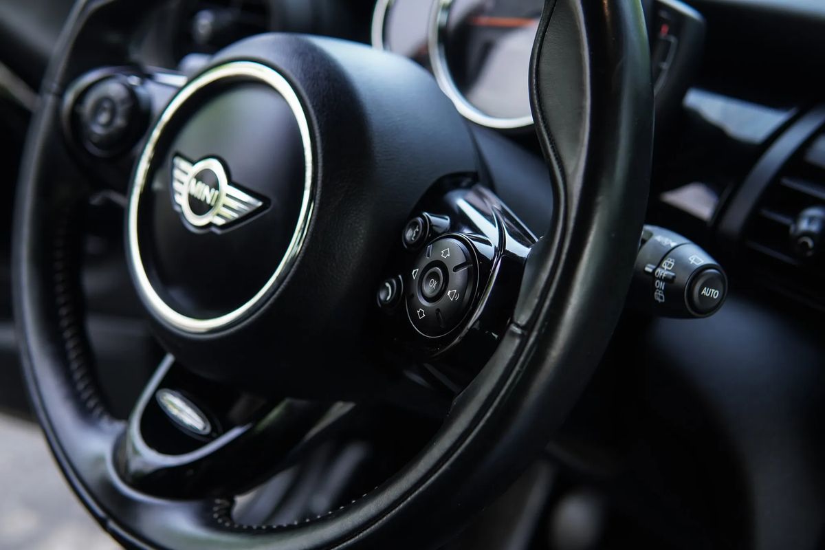 mini-cooper-2018-diesel-1496cc
