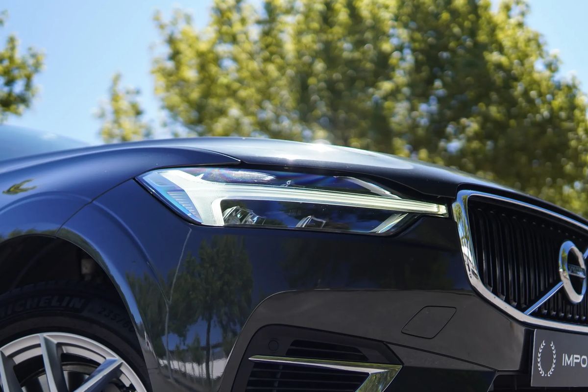 volvo-xc60-2018-hibrido-a-gasolina-1969cc