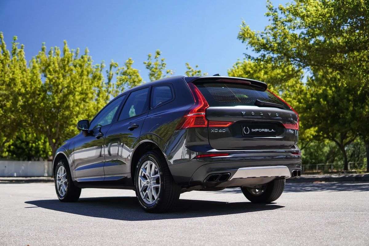 volvo-xc60-2018-hibrido-a-gasolina-1969cc