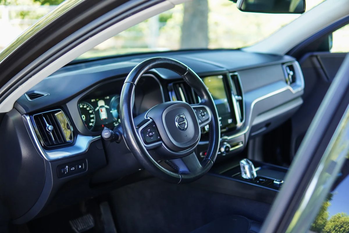 volvo-xc60-2018-hibrido-a-gasolina-1969cc