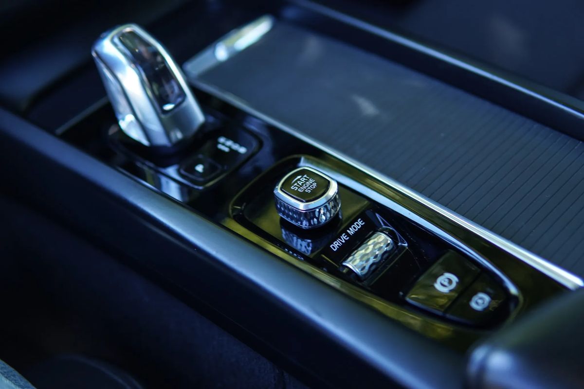 volvo-xc60-2018-hibrido-a-gasolina-1969cc