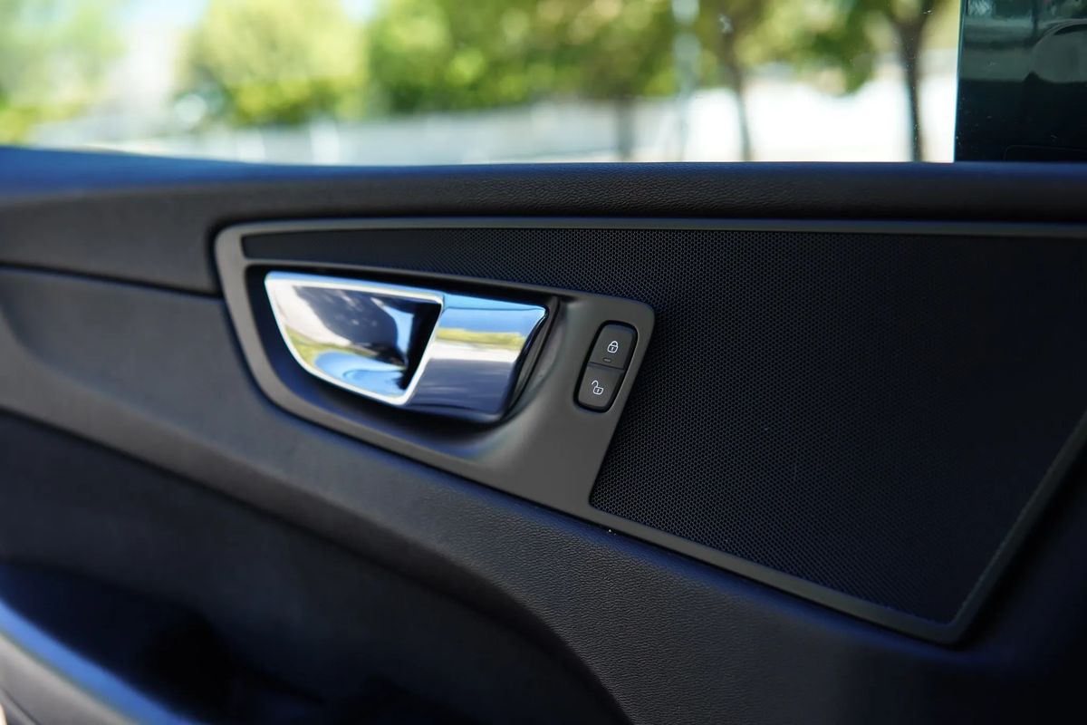volvo-xc60-2018-hibrido-a-gasolina-1969cc