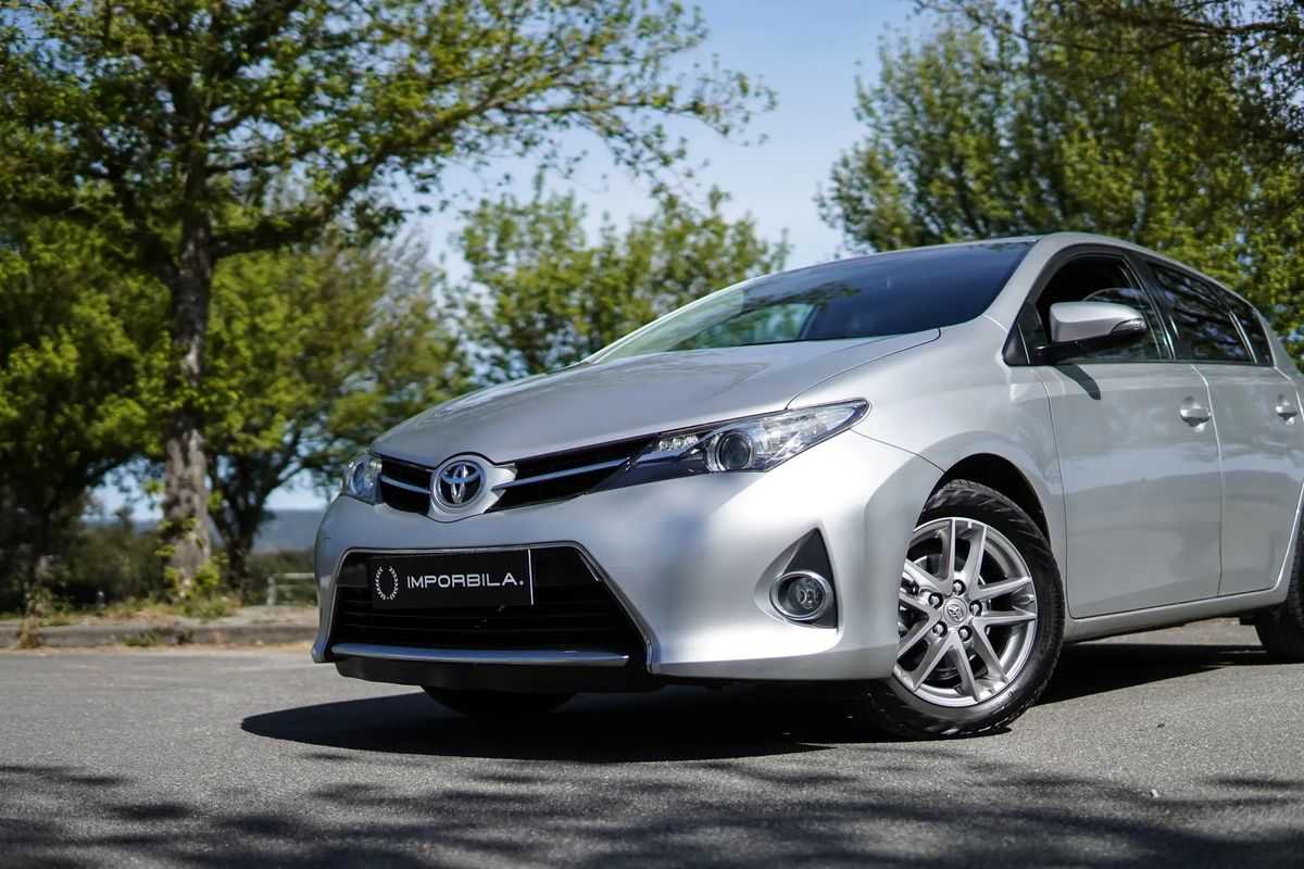 toyota-auris-2015-diesel-1364cc