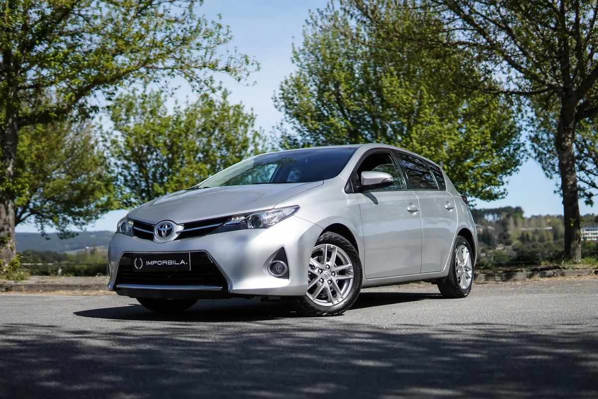 toyota-auris-2015-diesel-1364cc