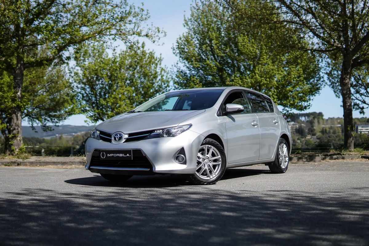 toyota-auris-2015-diesel-1364cc