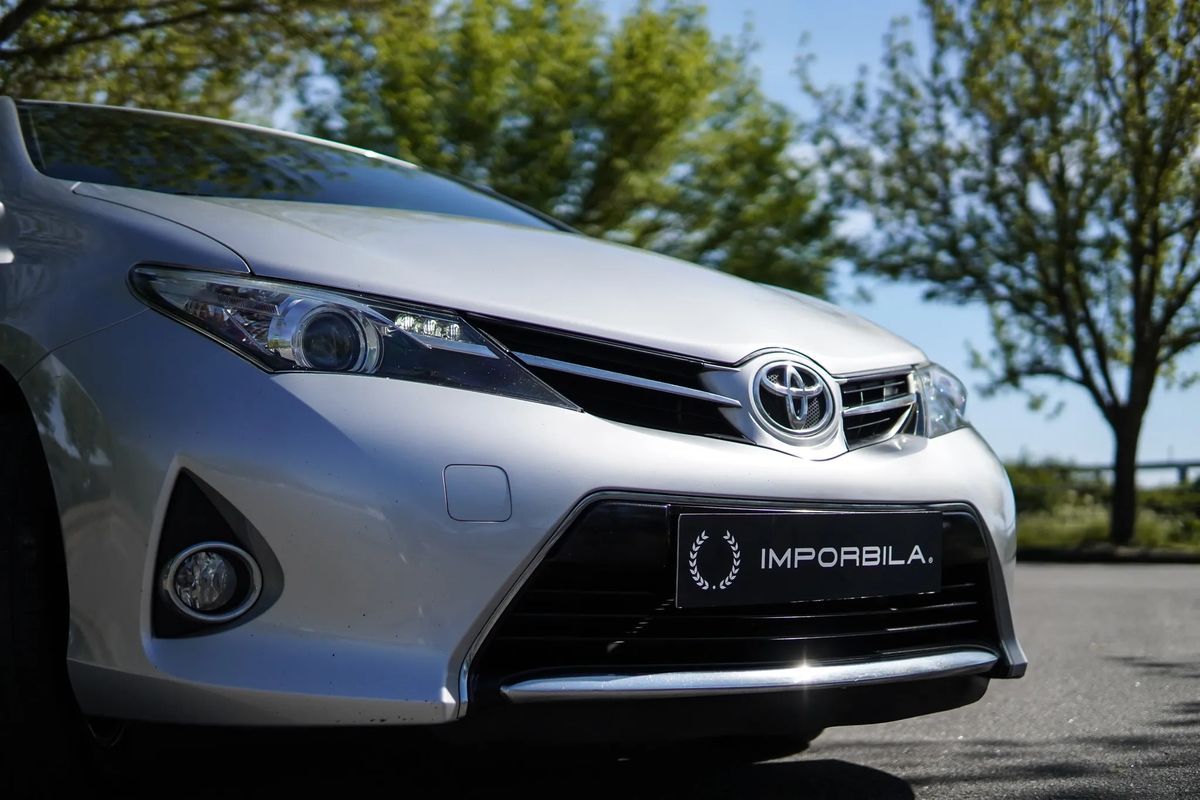 toyota-auris-2015-diesel-1364cc