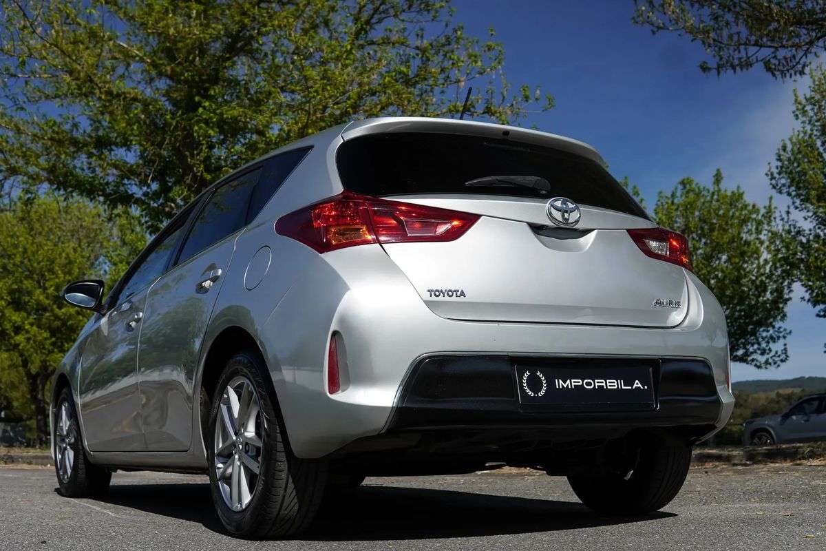 toyota-auris-2015-diesel-1364cc