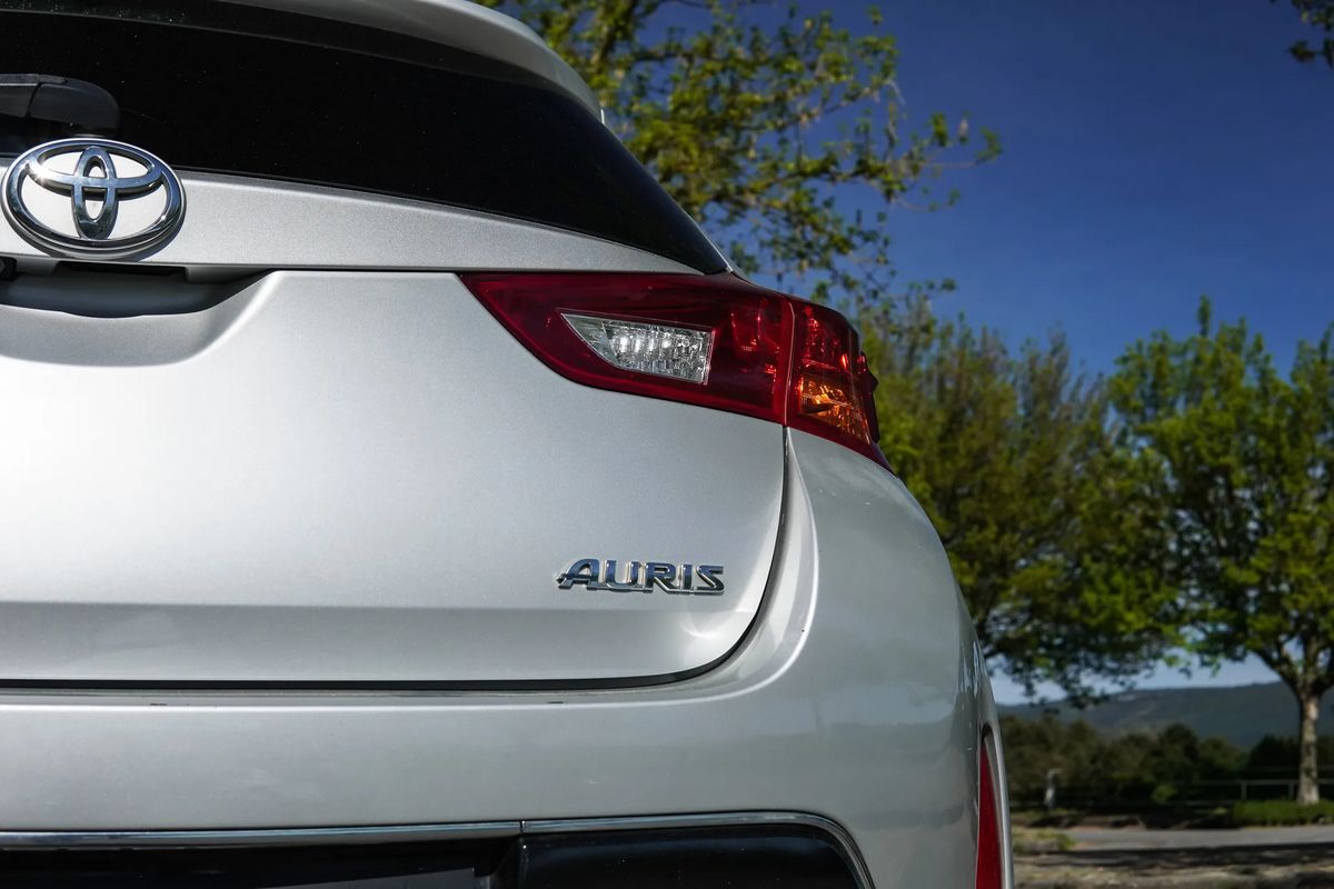 toyota-auris-2015-diesel-1364cc